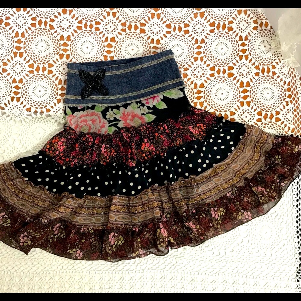 Girl Mania Boho Style Ruffled Skirt